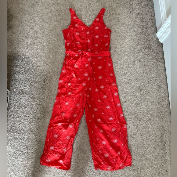 LOFT Red Floral Wide Leg Sleeveless Jumpsuit Size 6 - Picture 9 of 9